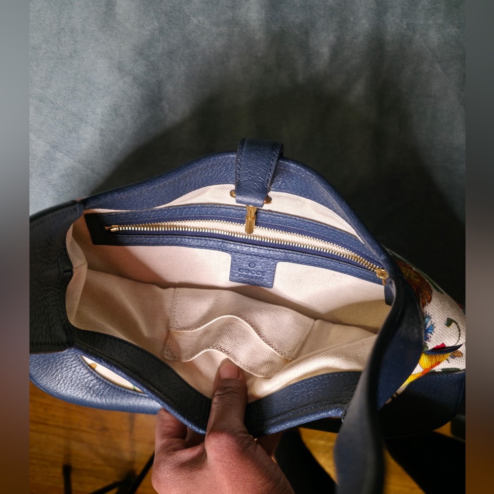 Floral Print Shoulder Bag with Navy Accents - Picture 8 of 9